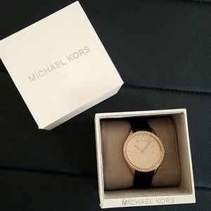 Michael Kors Brand New Stunning Sparkling Watch